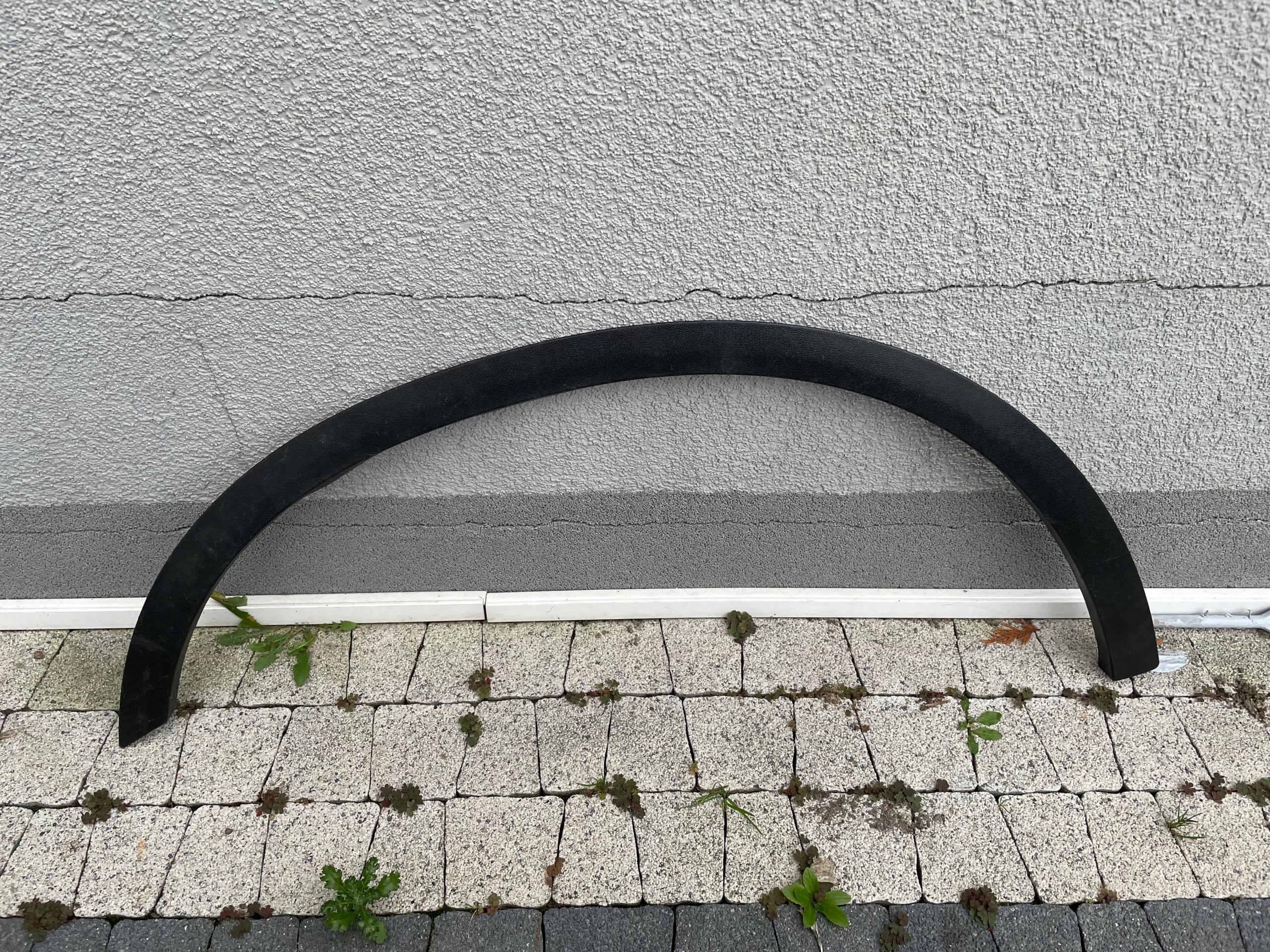 A2538857506 - MERCEDES GLC LIFT МОЛДИНГ ДЛЯ ПЕРЕДНЕГО ЛЕВОГО КРЫЛА