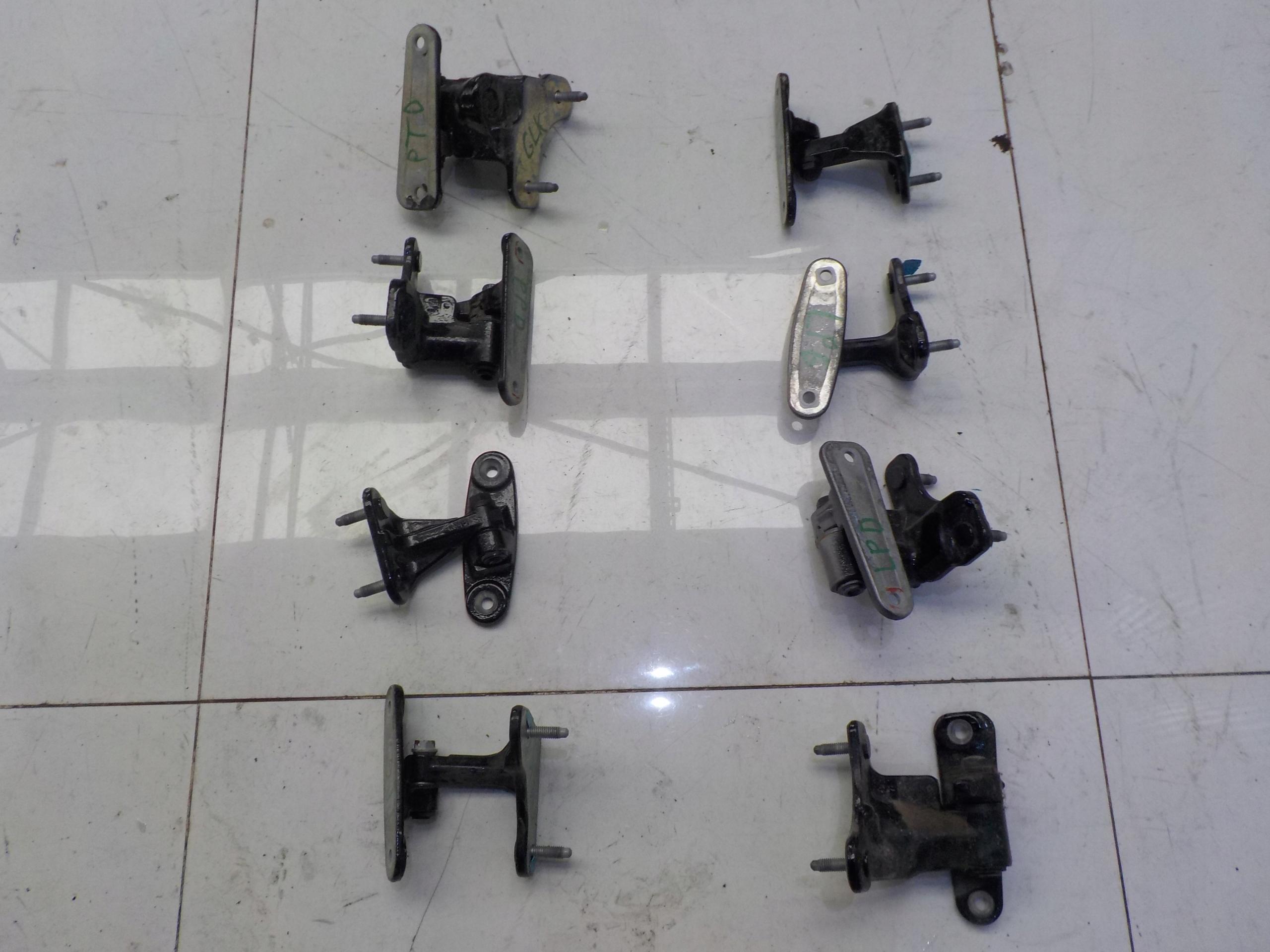 MERCEDES GLK x204 дверная петля правая левая 197