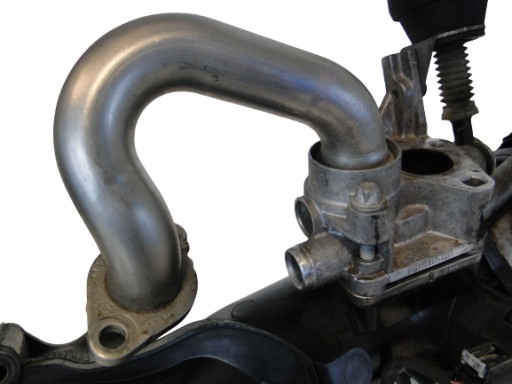 A6421401008 - MERCEDES ML GLE W166 166 шланг выхлопных газов EGR OM642