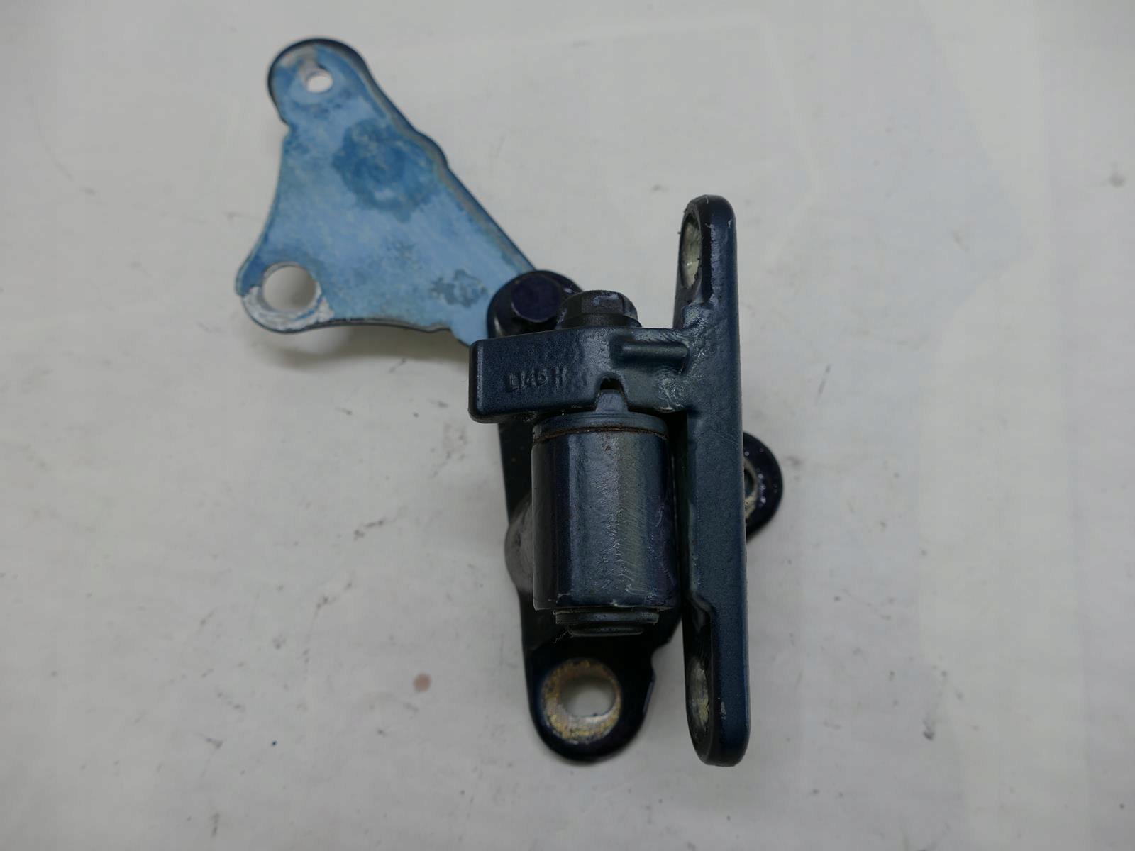 MERCEDES ML W164 левая передняя дверная петля KPL C359