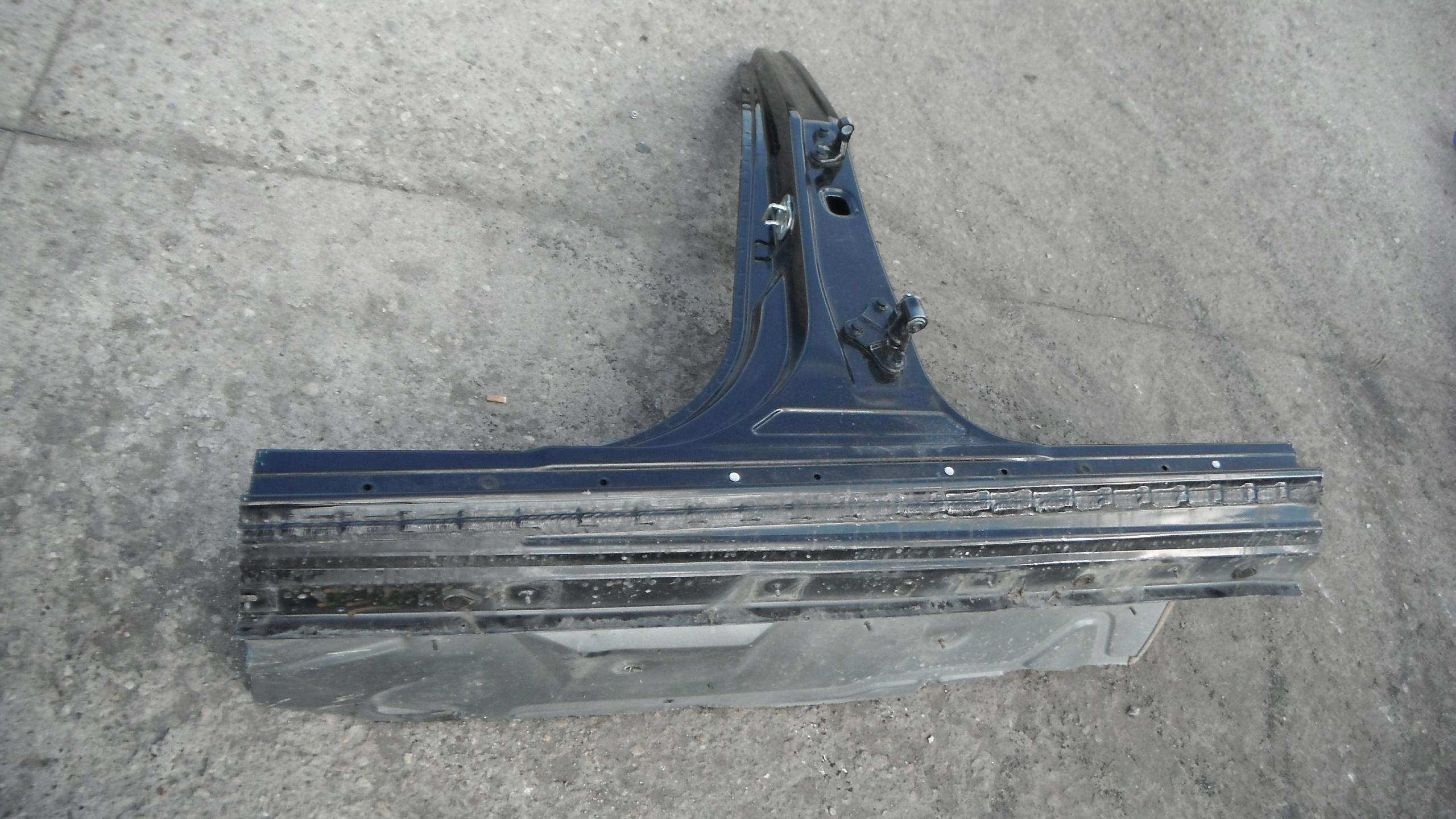 MERCEDES R W251 C197 2005-порог левый