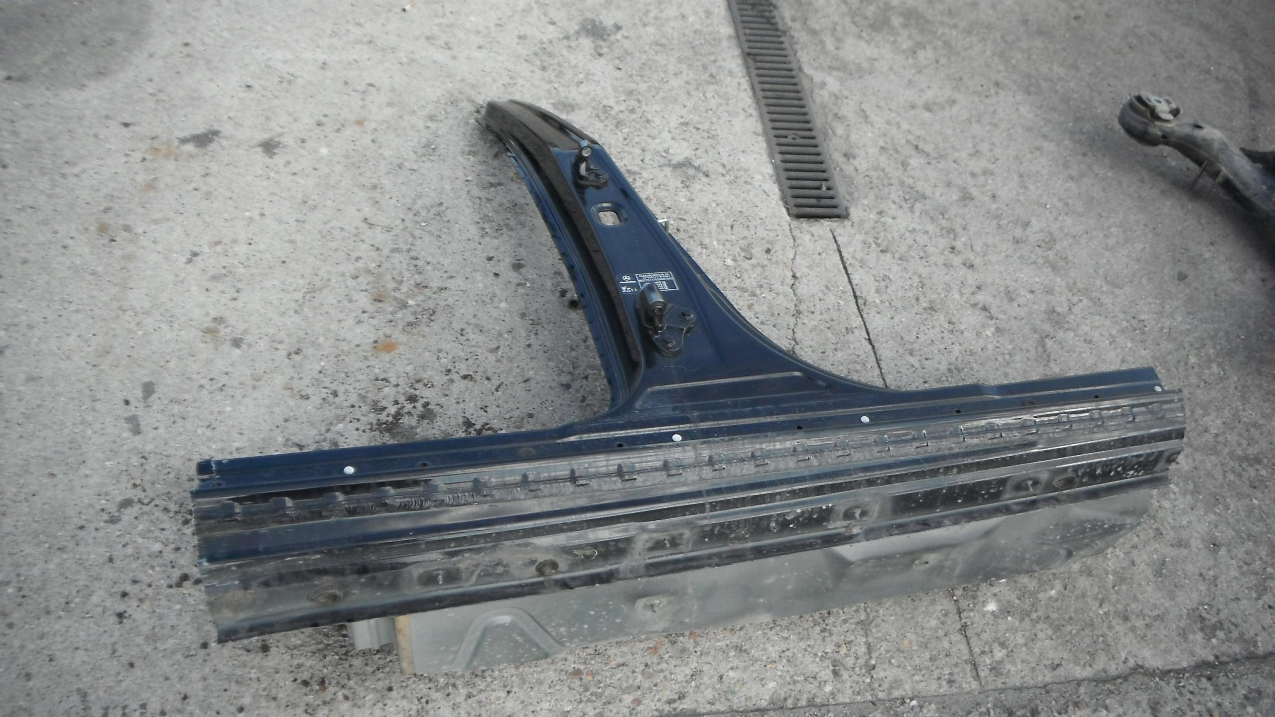 MERCEDES R W251 C197 2005-порог правый