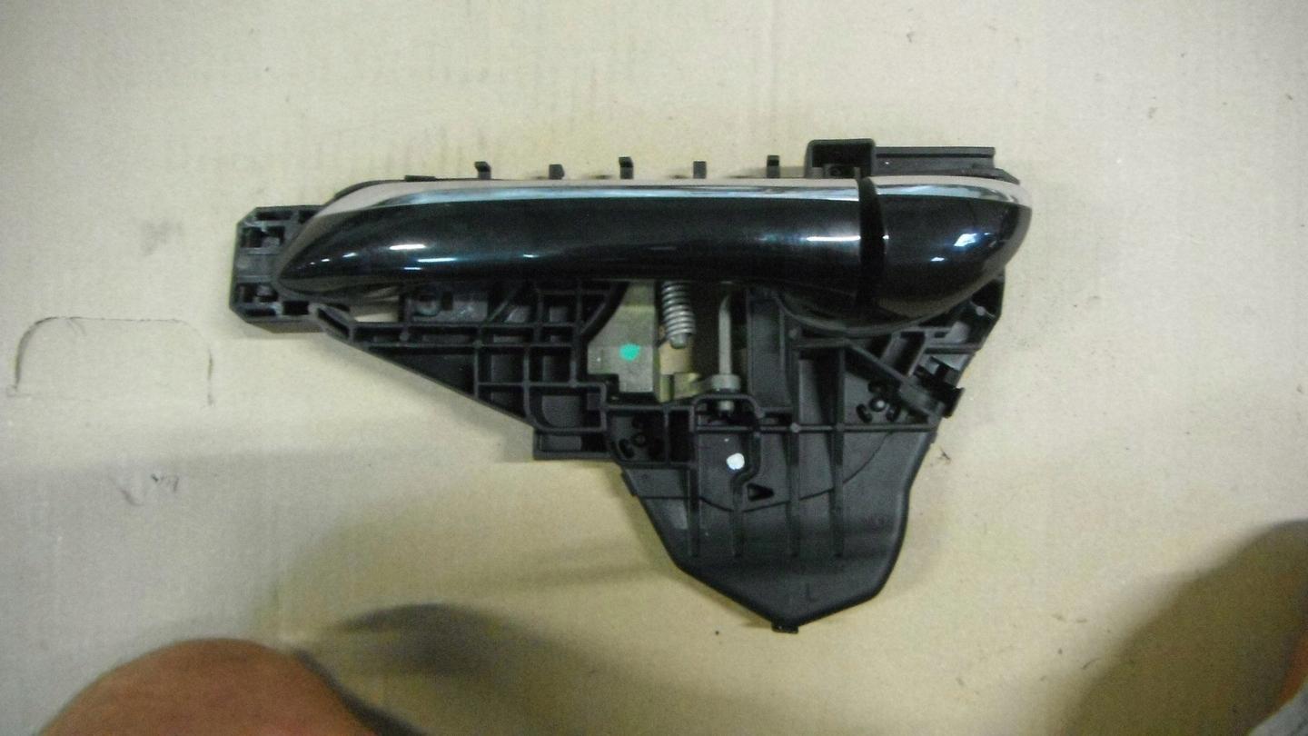 MERCEDES R W251 ML W164 ручка двери левая передняя C197