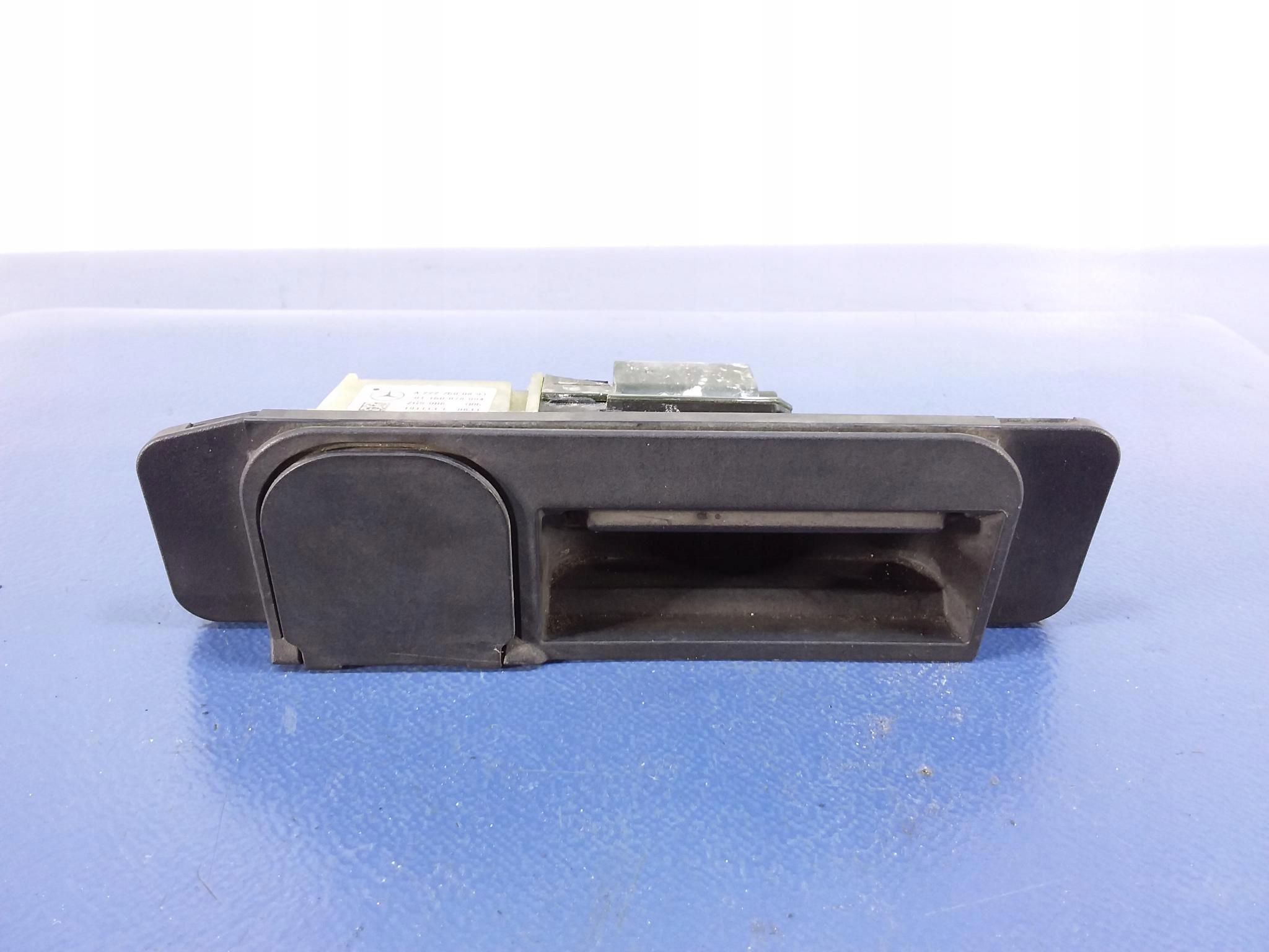 A2227500893 - MERCEDES S W222 дверная ручка кнопка закрылка задняя