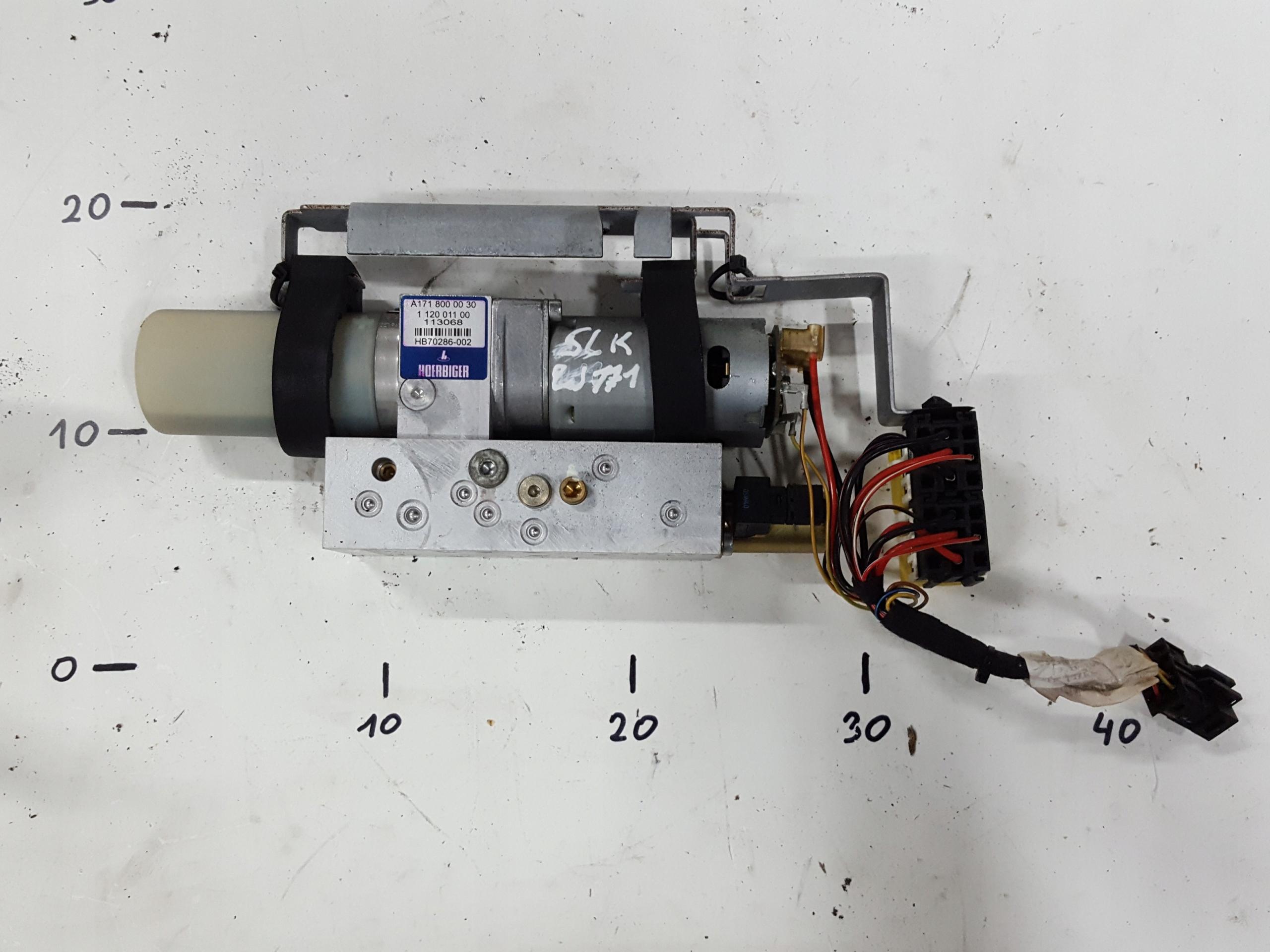 MERCEDES SLK R171 кабріолет насос даху A1718000030