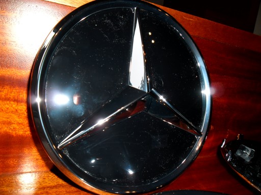 A0008800300 - MERCEDES VITO 447 ЗВЕЗДНЫЙ ЛОГОТИП ЭМБЛЕМА AMG ЗНАК GLE 167