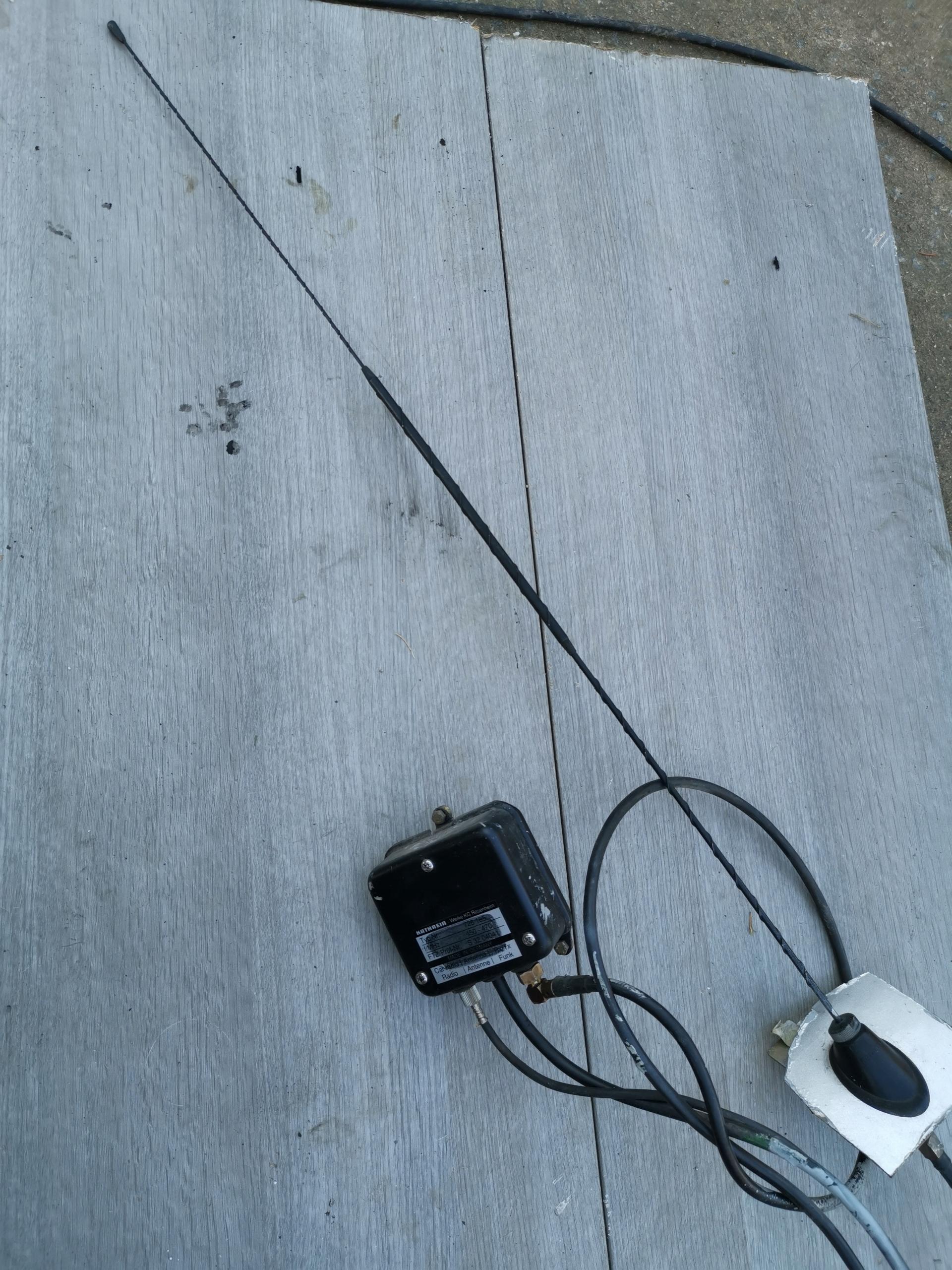 MERCEDES W124 підсилювач потужності антена антена