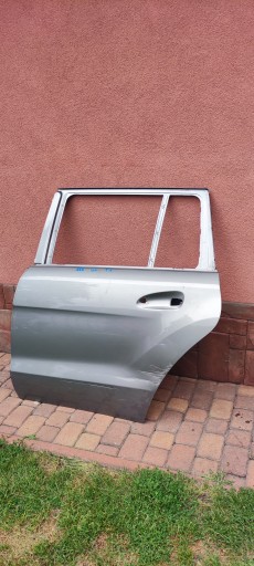 Mercedes w166 x166 gl gls двері задня ліворуч