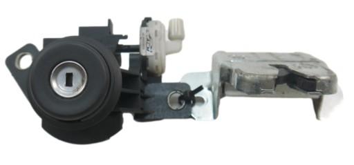 A168740091 - MERCEDES W168 замок люка КПЛ