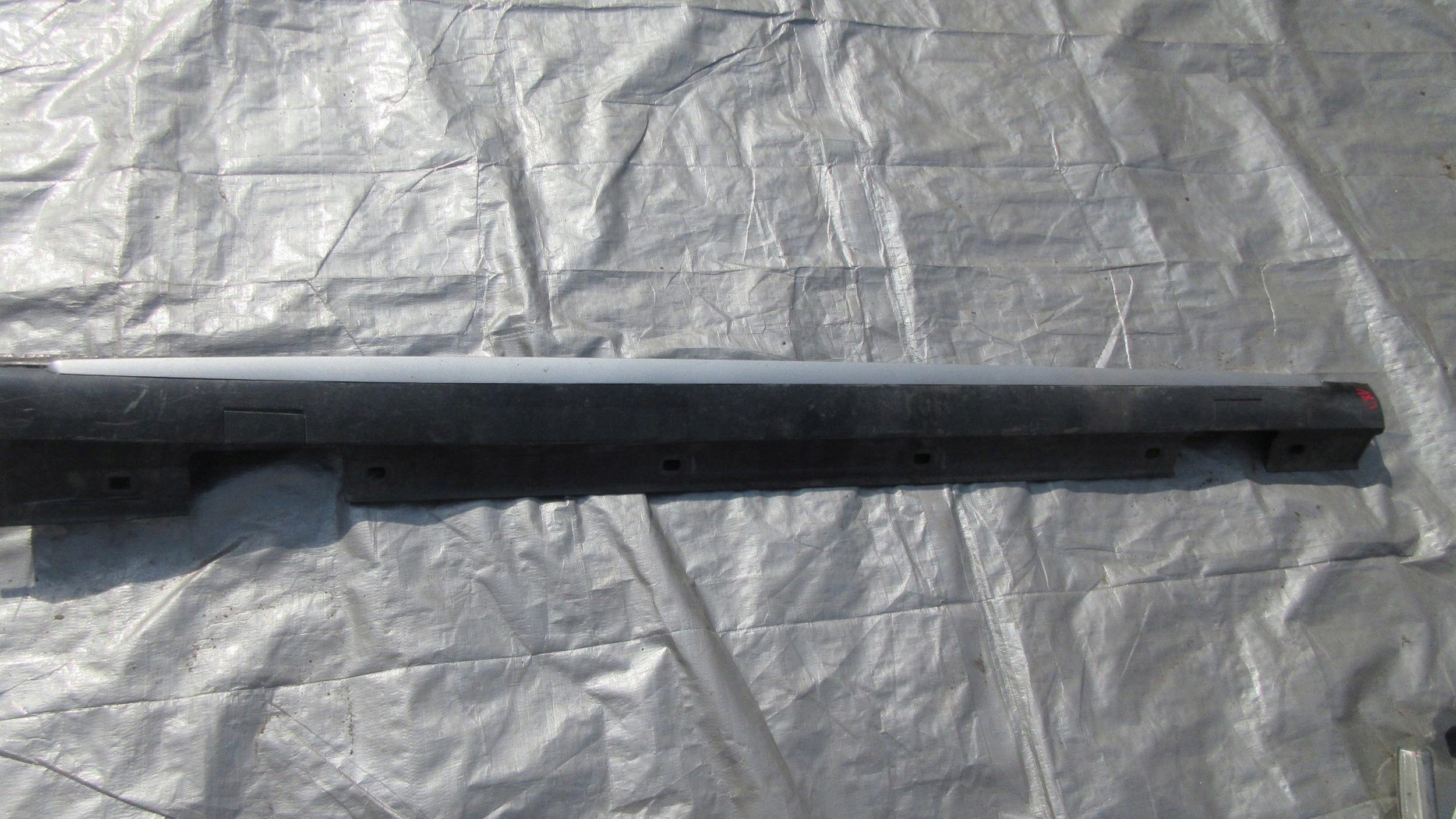 A1766980154 mih8 - MERCEDES W176 AMG правий поріг педаль порога права