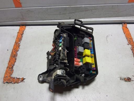 Mercedes w176 підйомник блок запобіжників блок запобіжників