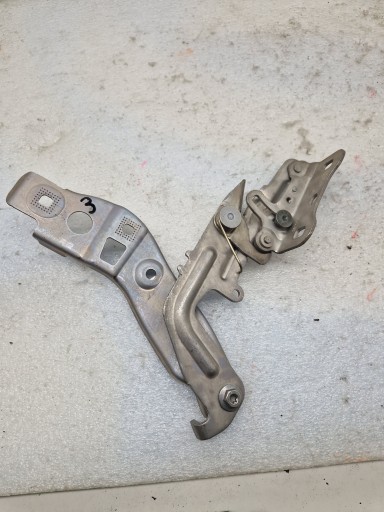 MERCEDES W177 капот петля правая a1778801200 новый