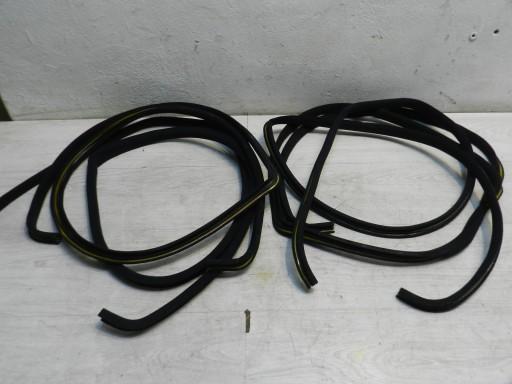 MERCEDES W201 190 ущільнення кузова двері