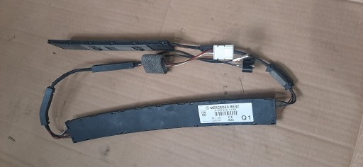 A2038206489 - MERCEDES W203 антенна усилитель