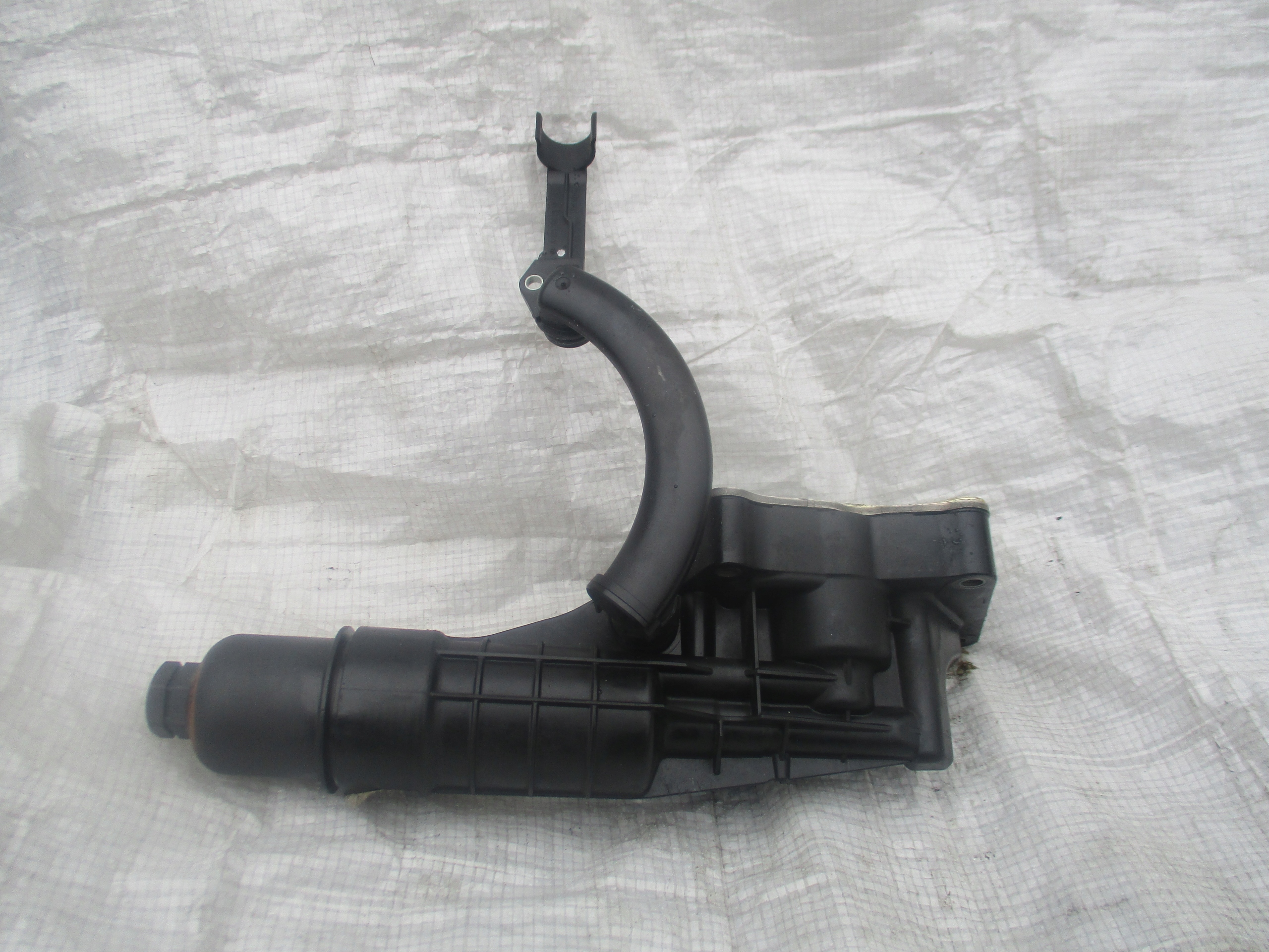 A2711801210 70358306 - MERCEDES W204 W212 1.8 CGI база масляного фильтра