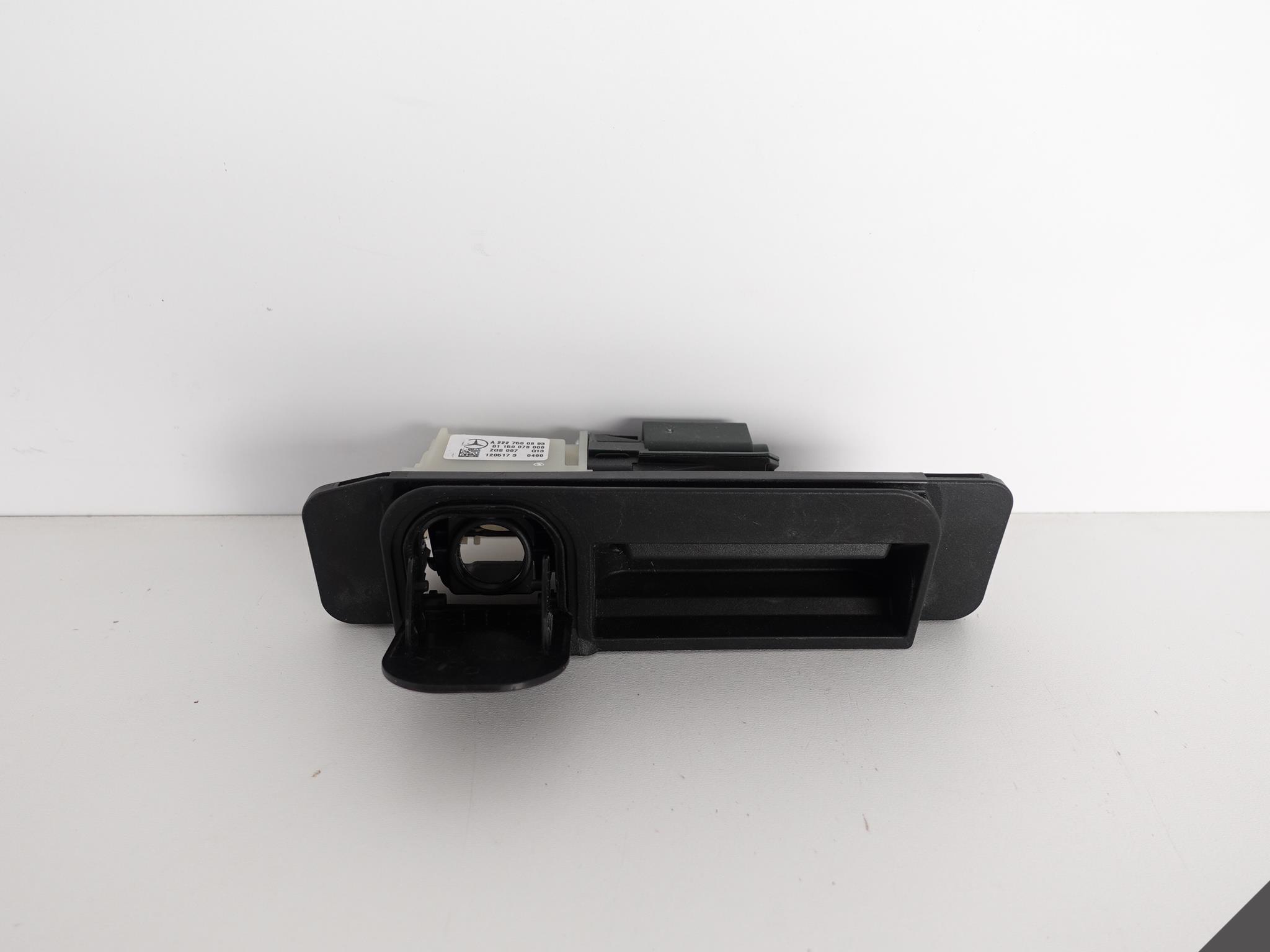 A2227500893 - MERCEDES W205 C117 W222 дверная ручка кнопка закрылка задняя