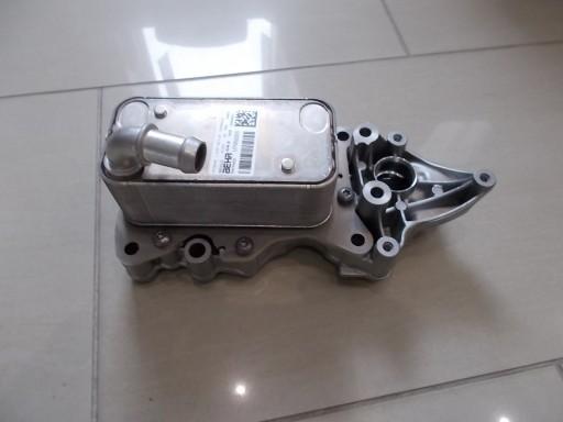 651 180 - MERCEDES W205 CLS W218 МАСЛООХОЛОДЖУВАЧ 6511801165