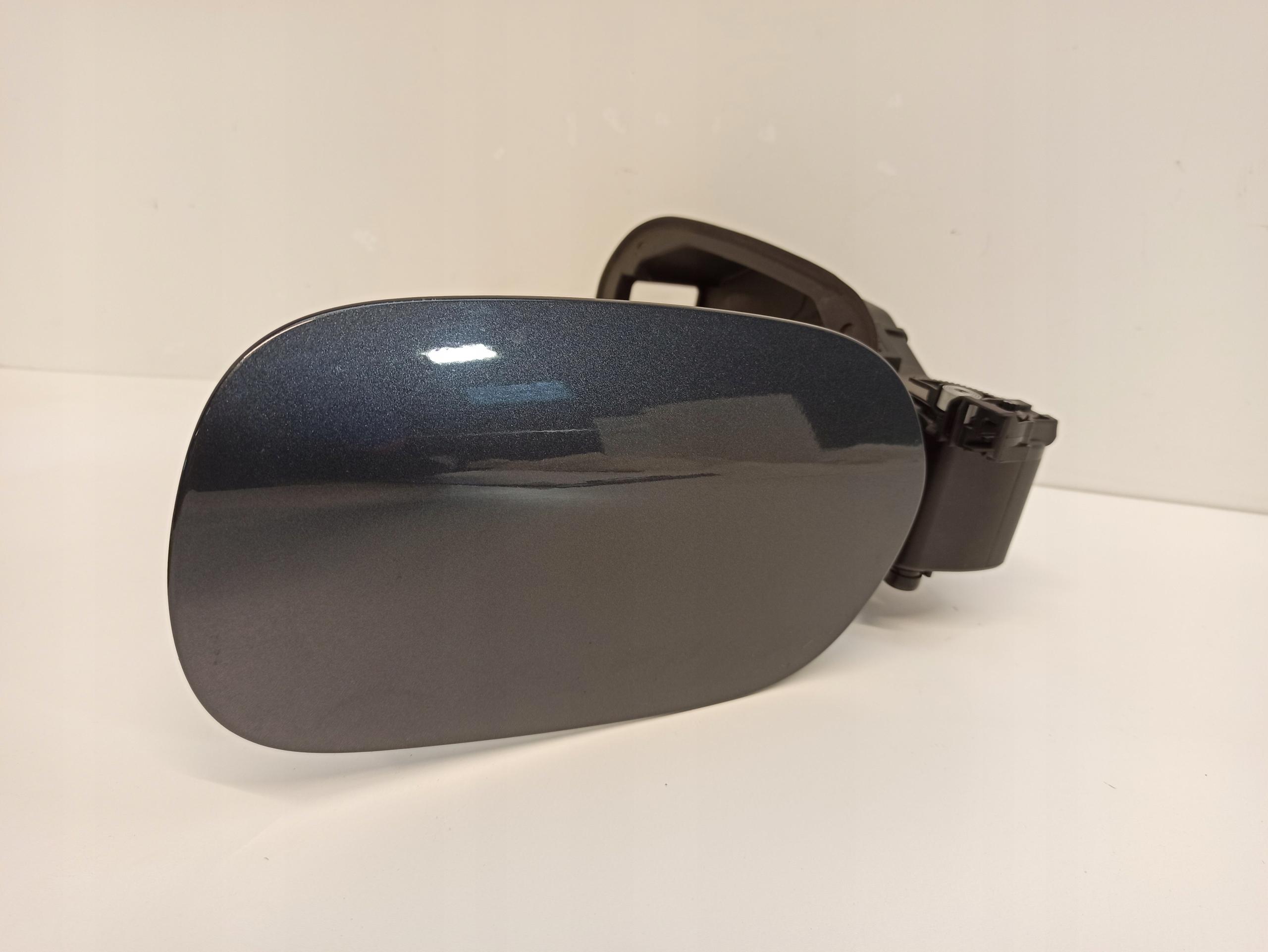 A2056305403 - Крышка топливного бака MERCEDES W205 A2057570106 755