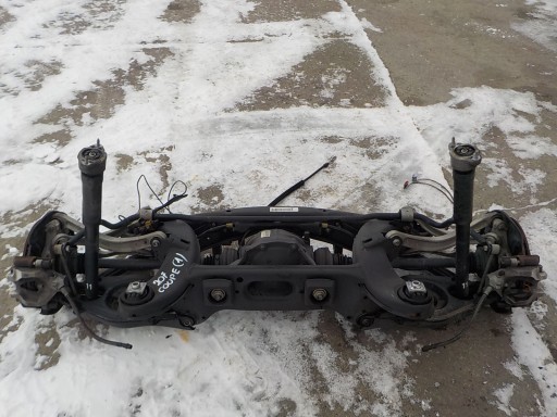 2074901 - Mercedes w207 купе 09 - задняя задняя подвеска