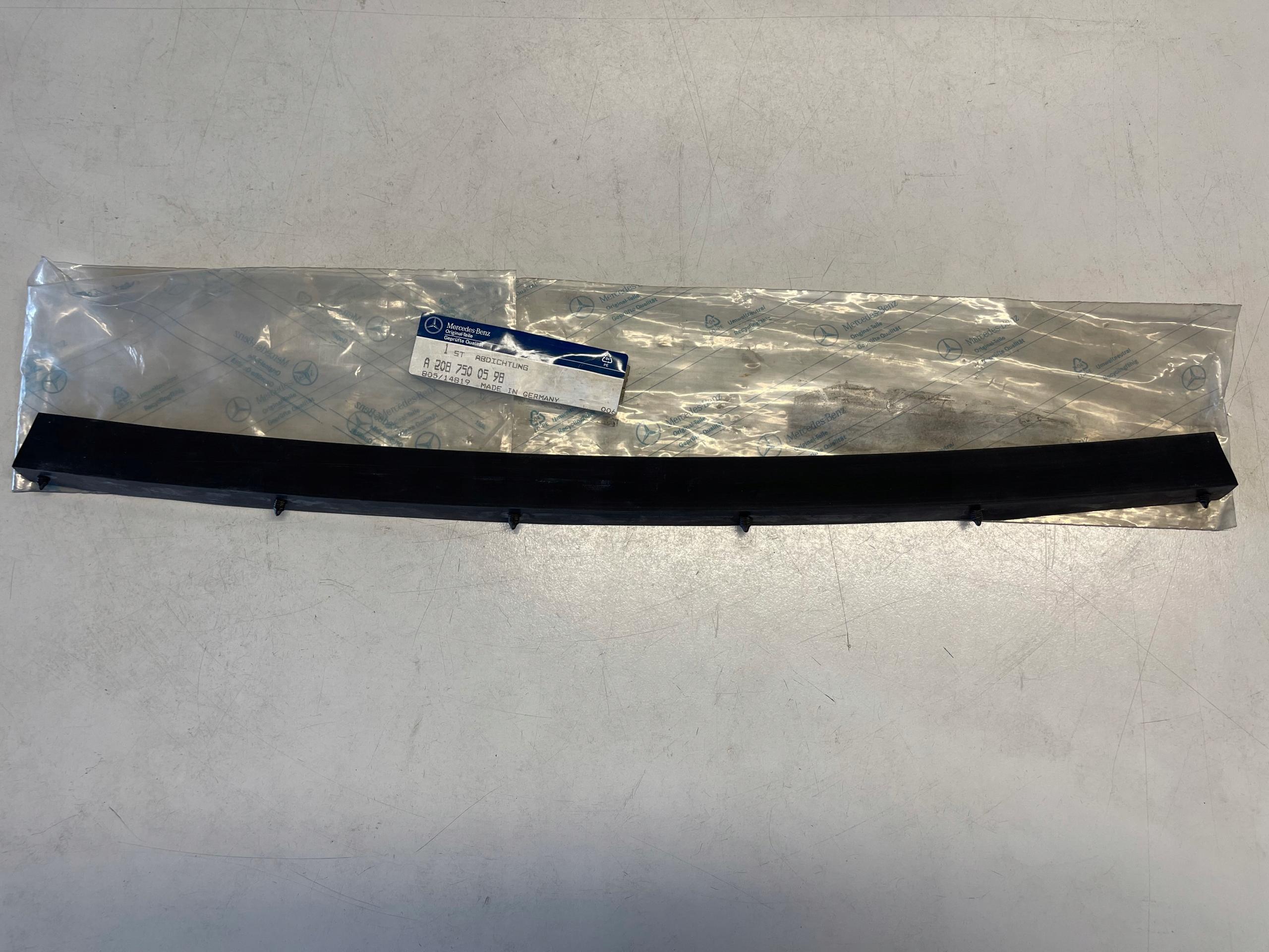 A2087500598 - MERCEDES W208 кабриолет прокладка крышки крыши новый