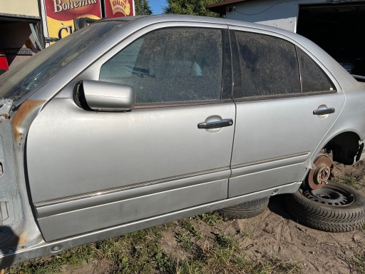 MERCEDES W210 E КЛАСС 210 ИДЕАЛЬНЫЕ ДВЕРИ В КОМПЛЕКТЕ ЗАДНЯЯ ЛЕВАЯ 744