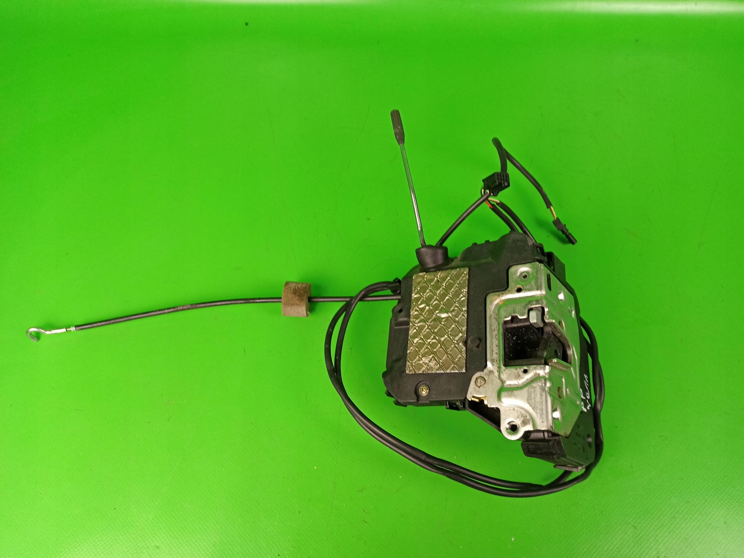 A2117200435 - MERCEDES W211 E замок двері правий передній