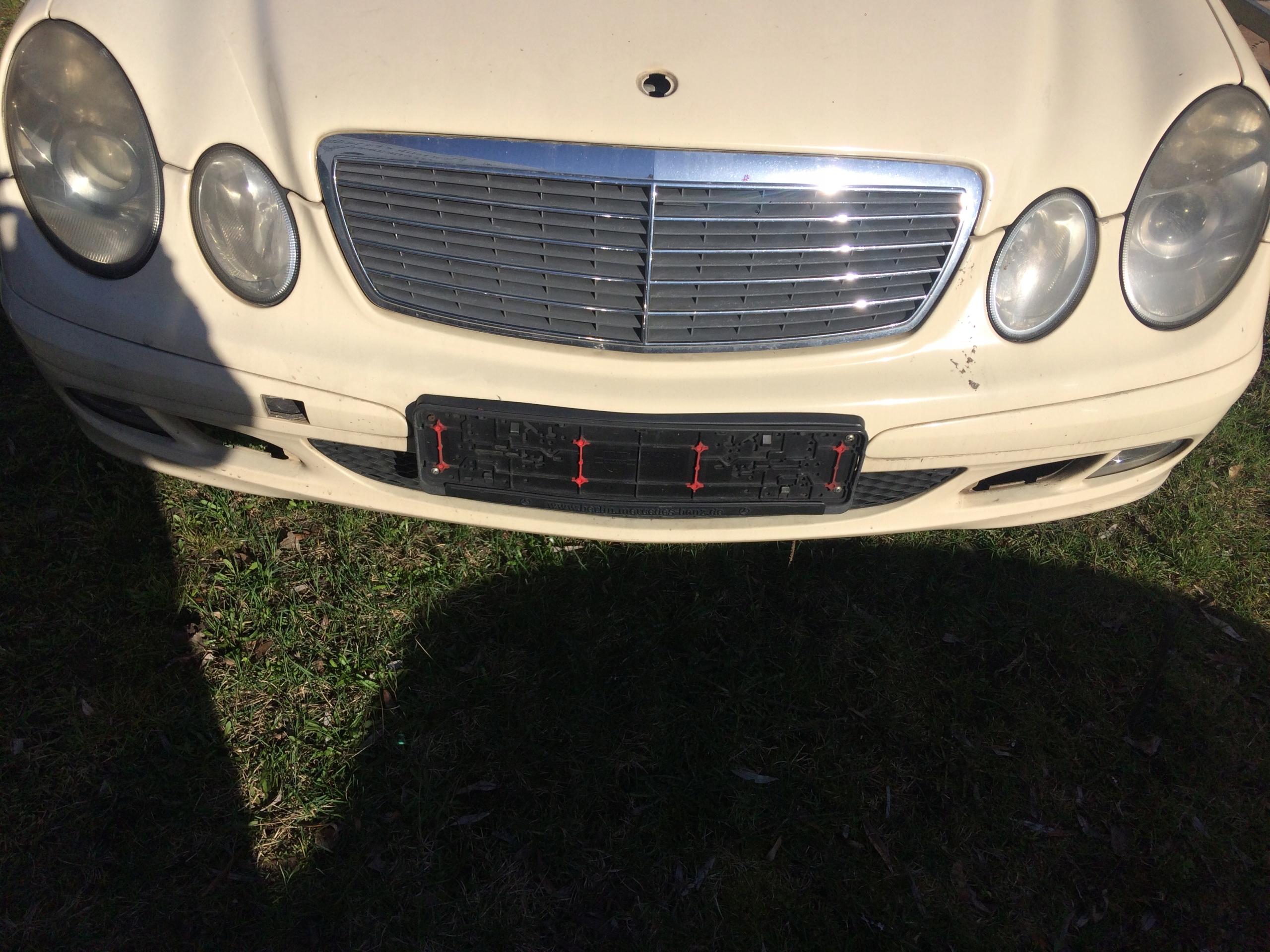 Mercedes W211 гриль