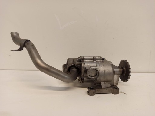 MERCEDES W211 масляний насос A6461810047