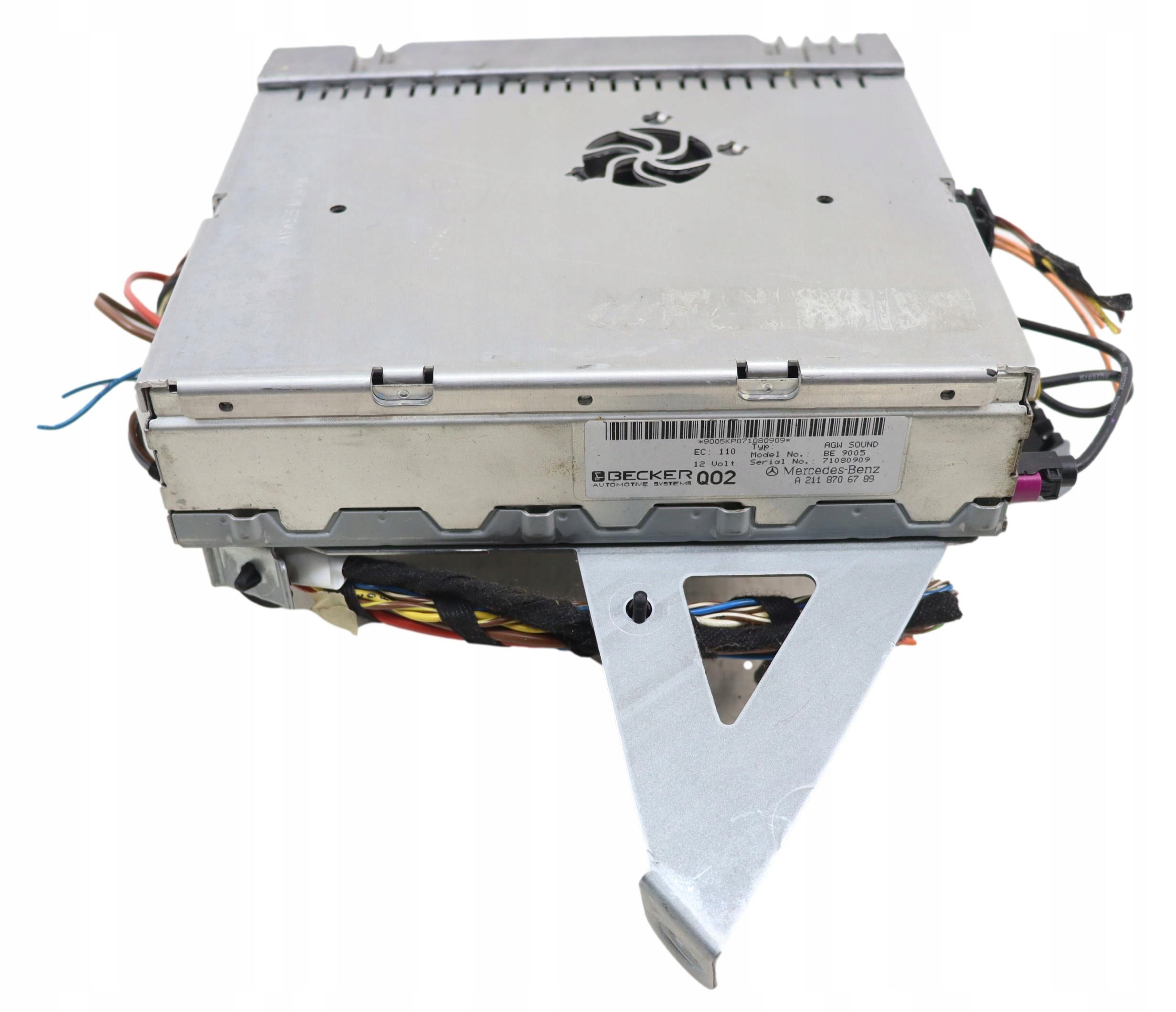 A2118706789 - MERCEDES W211 усилитель BECKER BE9005
