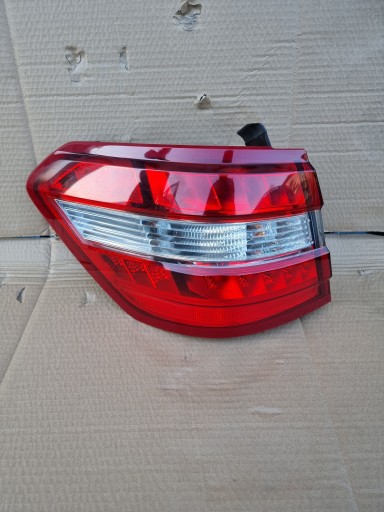 Mercedes W212 12R задня лампа ліва кулак Європа