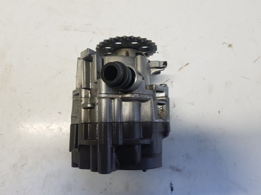 MERCEDES W213 2.0 CDI масляный насос A6541800101