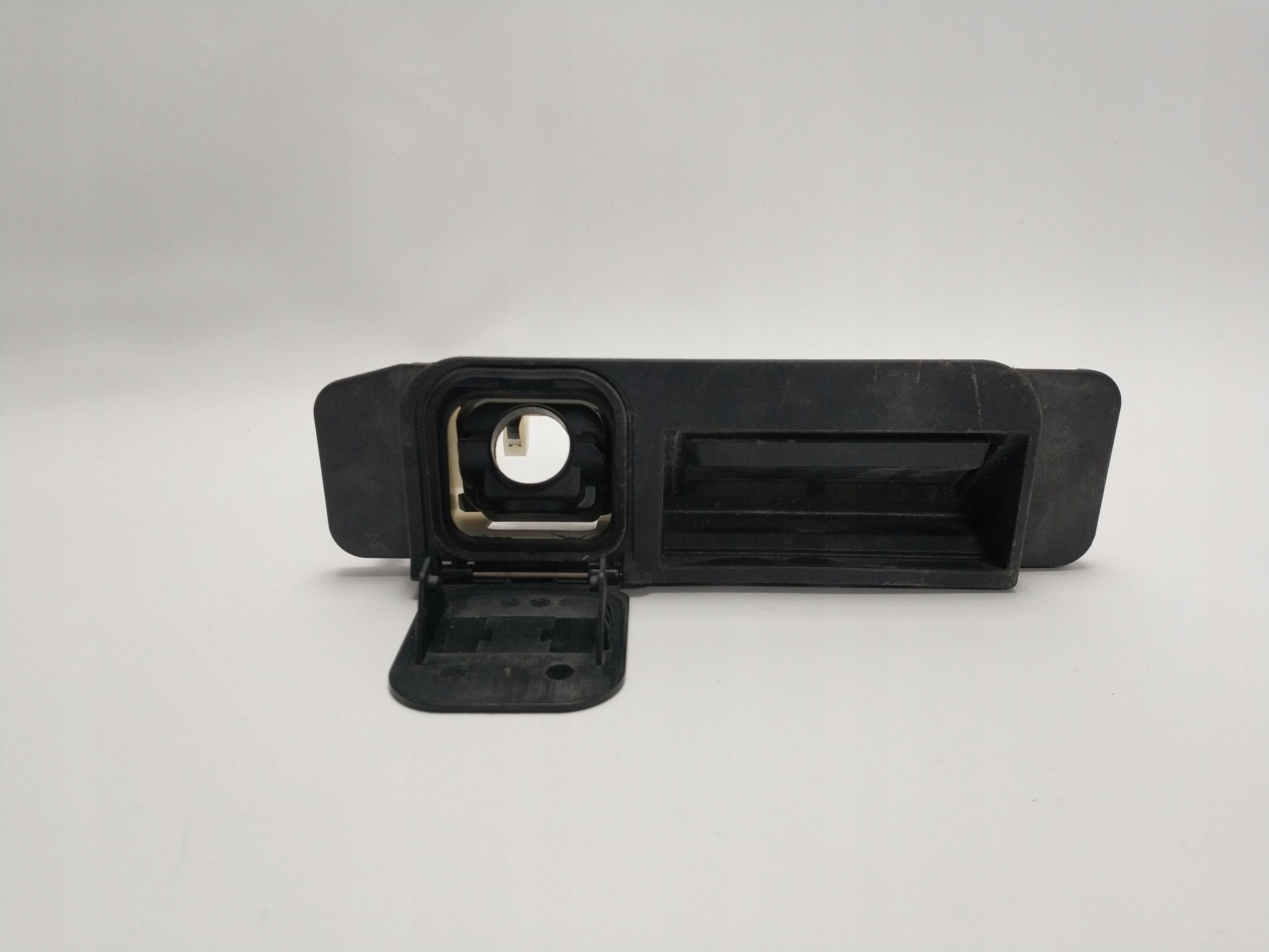 0997500800 A0997500800 - MERCEDES W213 E клас ручка двері мікро-контакт закрилки задня