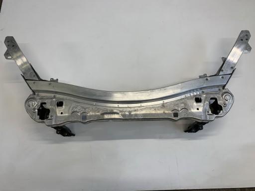 W2136206300 - MERCEDES W213 ПЕРЕДНИЙ РЕМЕНЬ ПІДСИЛЕННЯ ПЕРЕДНЬОГО