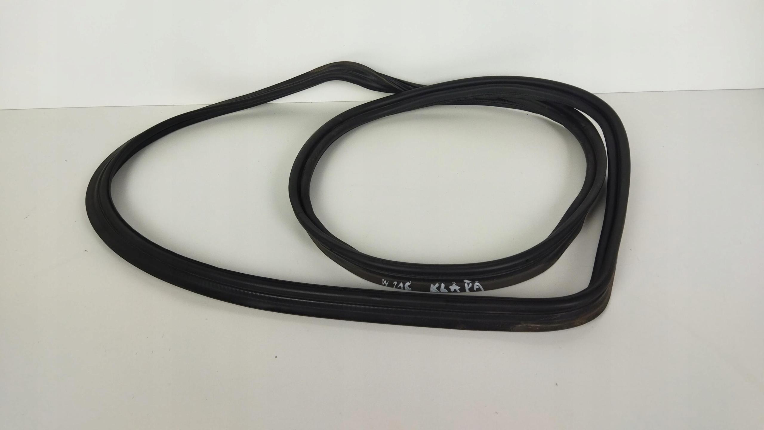 Mercedes W218 прокладка крышки багажника