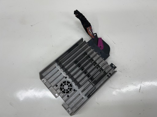 MERCEDES W218 усилитель HARMAN A2189004107