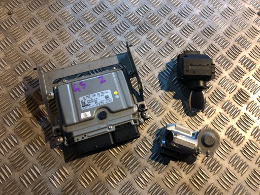 A1561501879 - Стартовый комплект mercedes w219 компьютер 6.3 amg