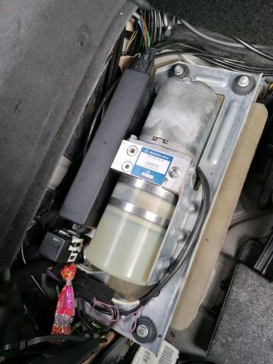 A2308000030 - MERCEDES W230 R230 SL гідравлічний насос на даху