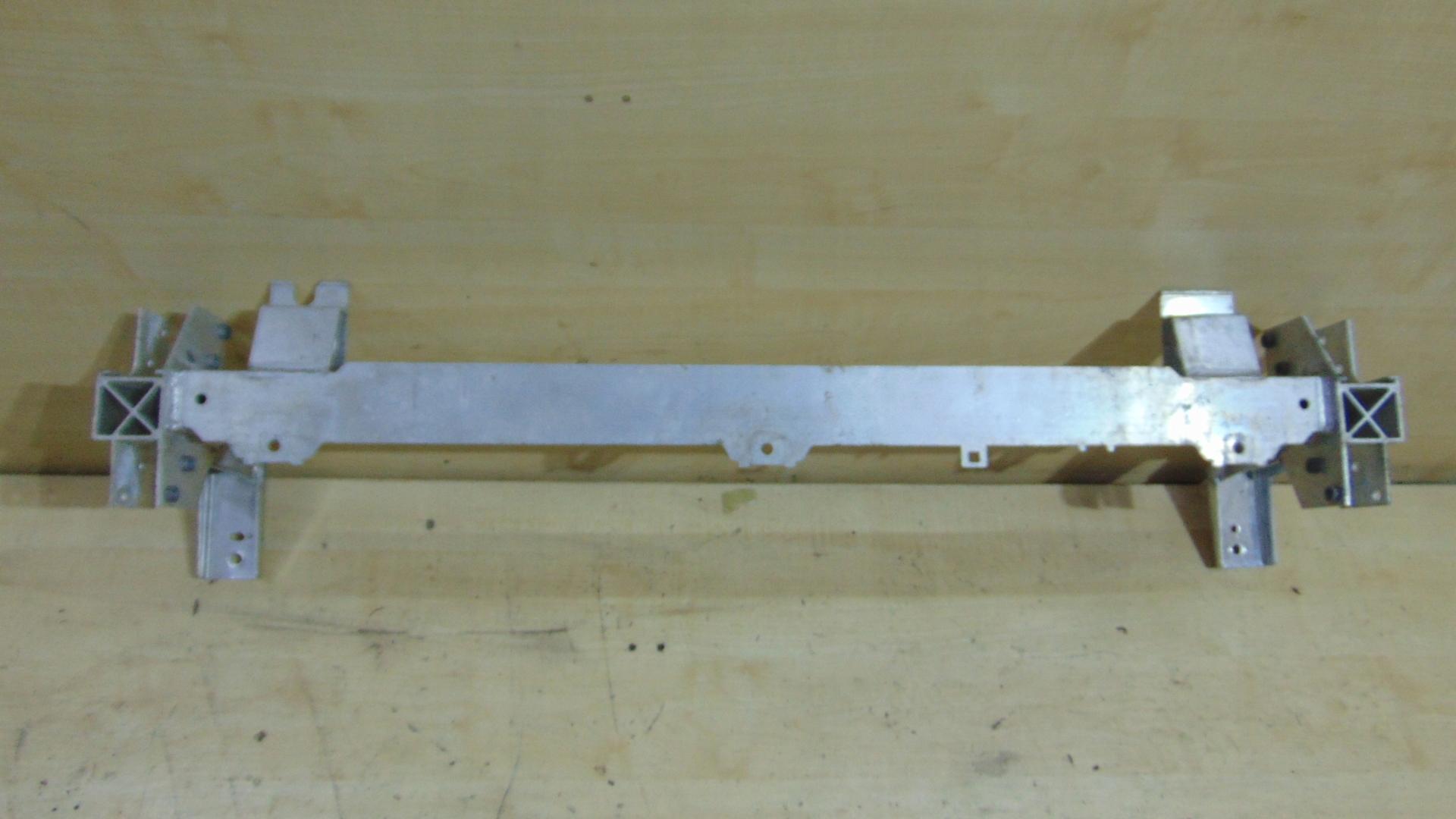 MERCEDES W246 Балка під радіатори A2466200019