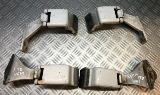 A6397401437 A6397401337 - MERCEDES W639 VITO петлі двері-метелики задній комплект