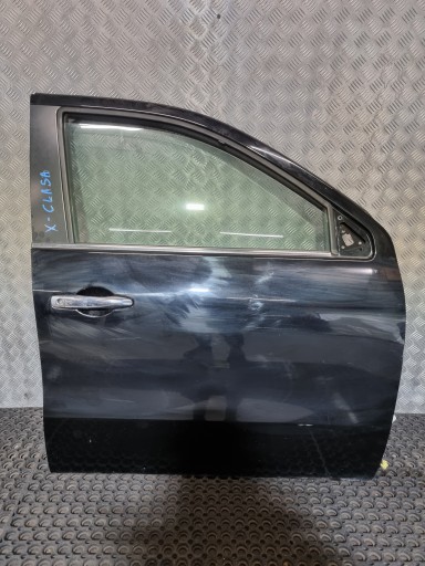 Mercedes x-class x470 вхідні двері