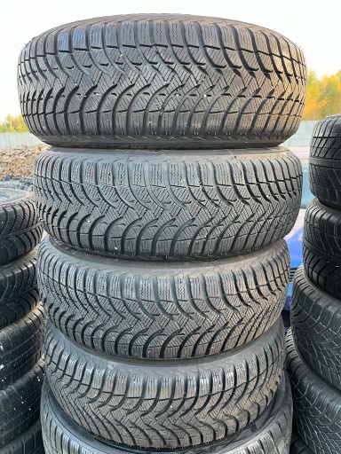 MICHELIN ALPIN A4 195/60 R15 88T КАК НОВЫЙ