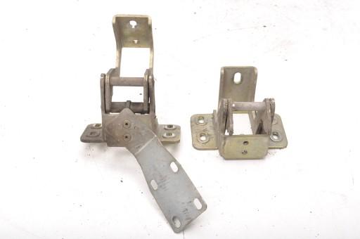 MICROCAR MC1 ПЕТЛЯ ОГРАНИЧИТЕЛЬ ДВЕРИ ПРАВЫЙ ПЕРЕДНИЙ