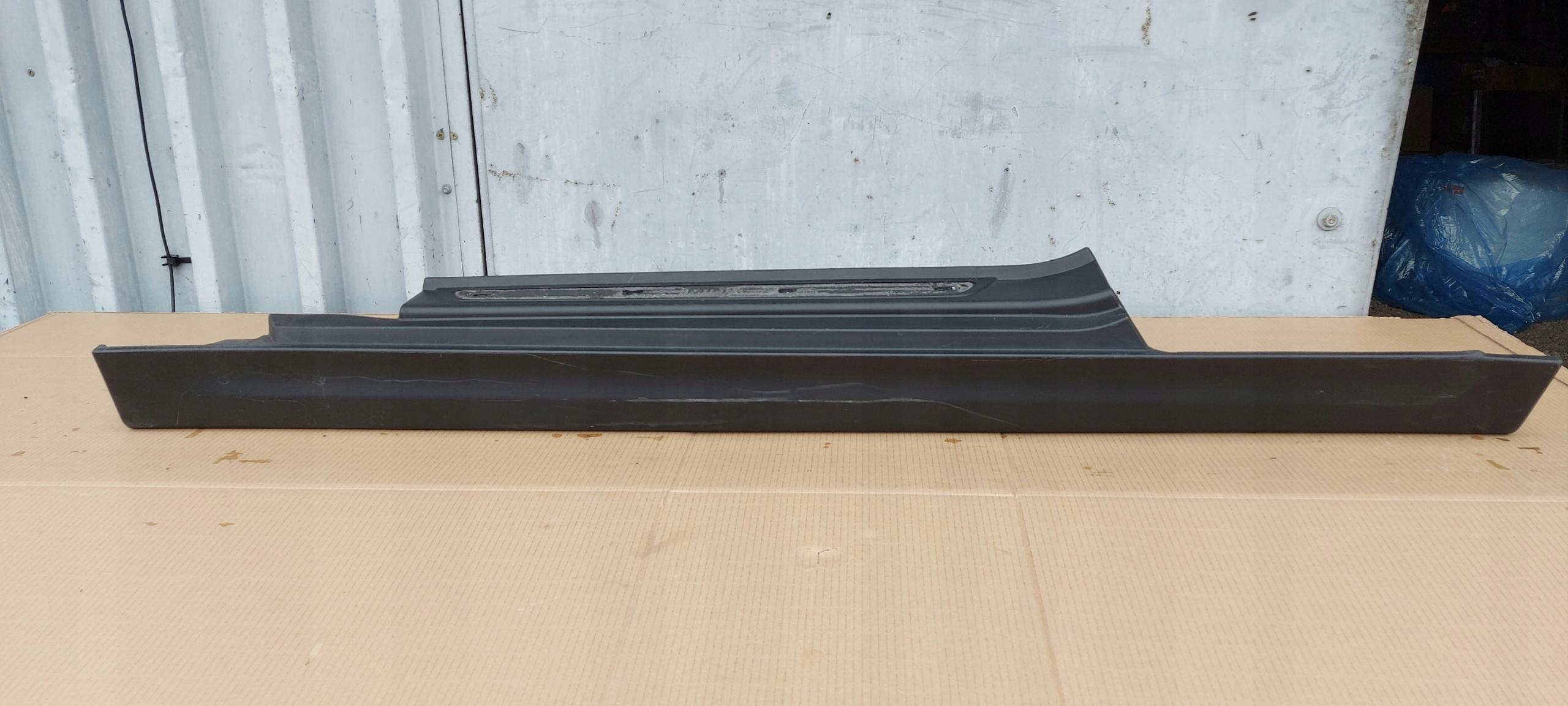 MINI COOPER R56 педаль порога ліва 51777300817