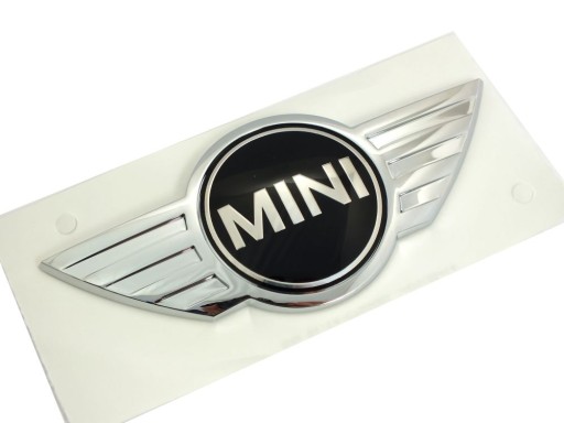 51142755602 - Оригинальная наклейка на дверь багажника MINI R55 Clubman с эмблемой