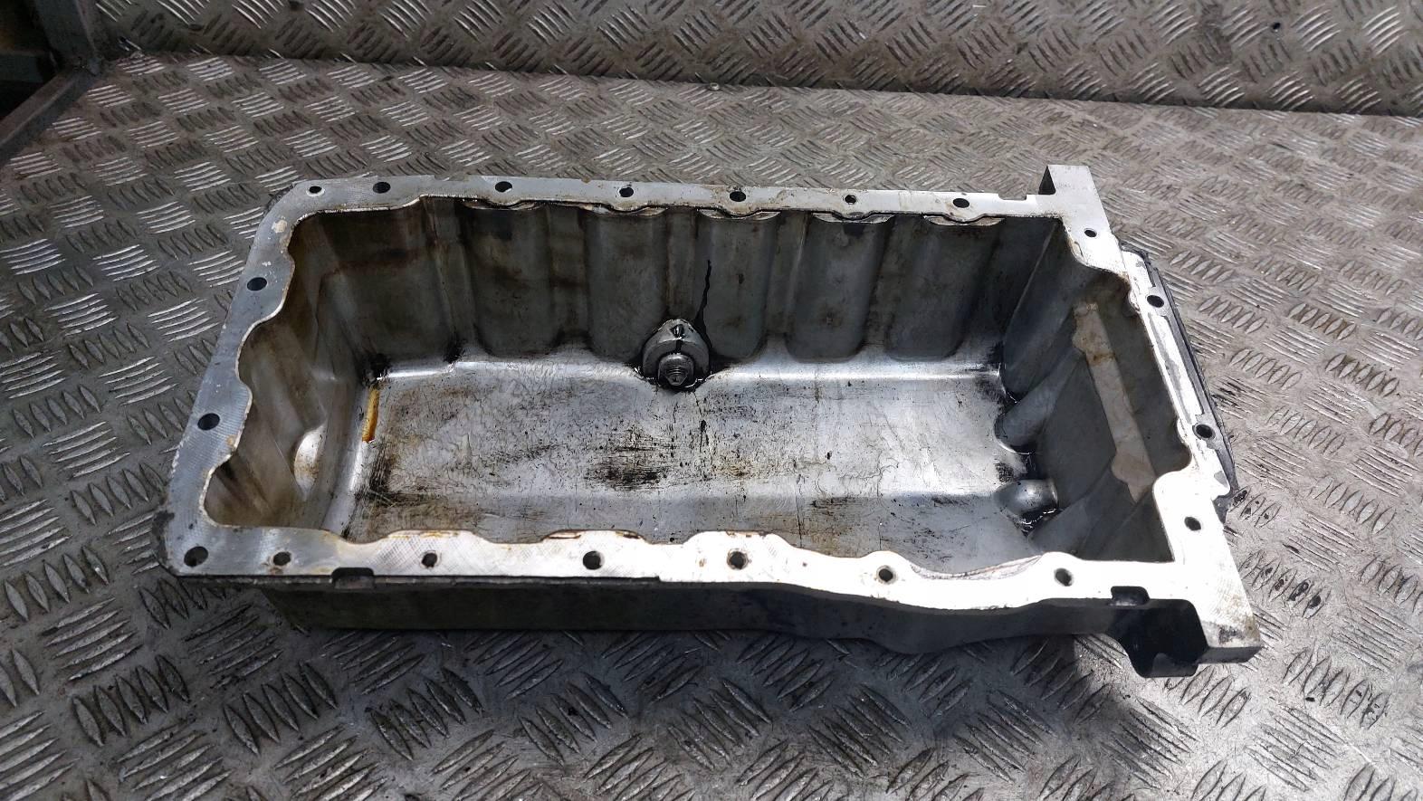 Чаша масляний піддон AUDI A3 8L 1.6 8V SR 038103603A