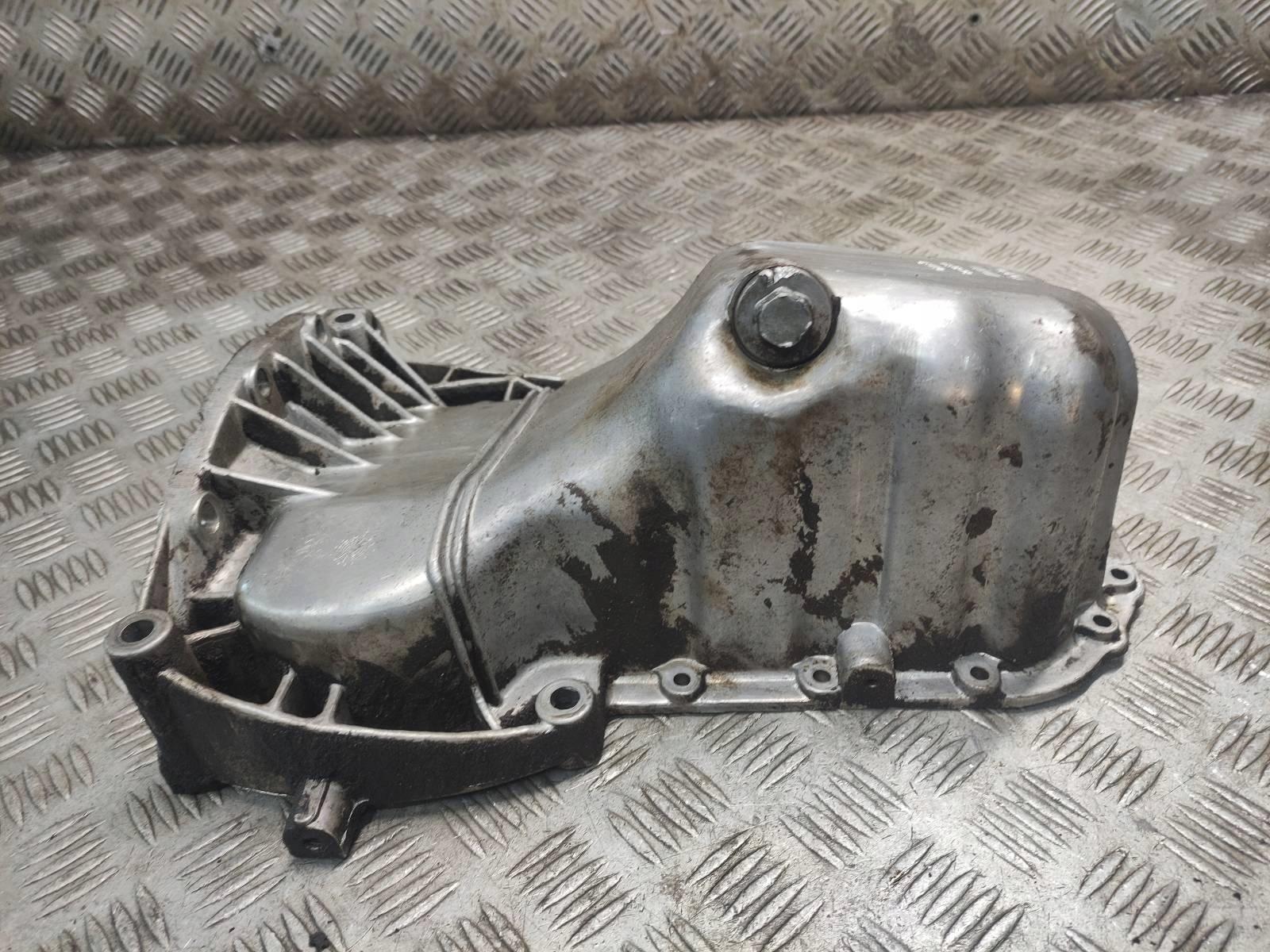 Чаша масляный поддон AUDI A4 B5 1.8 20V 058103603