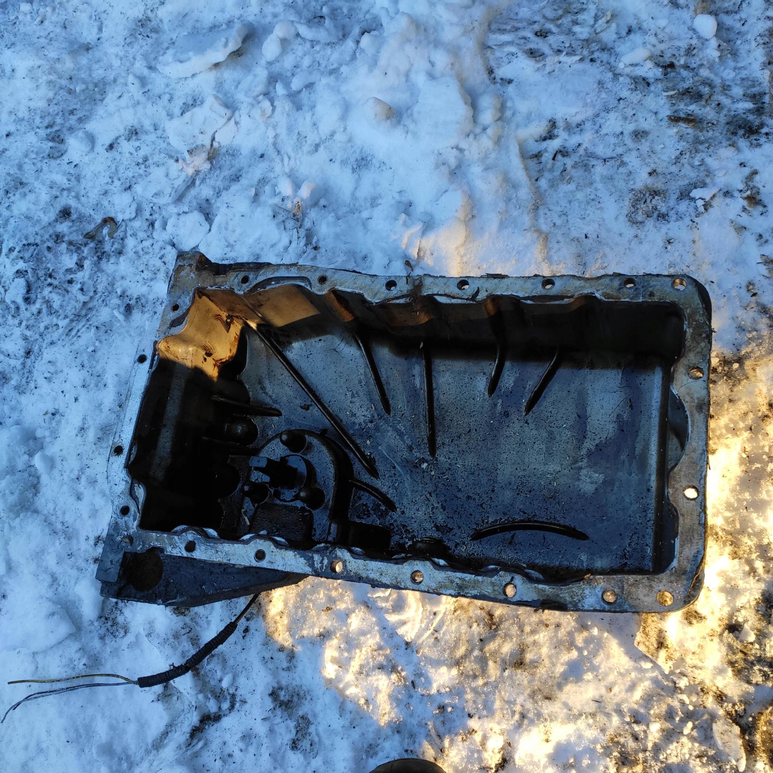 МАСЛЯНЫЙ ПОДДОН VW GOLF 4 1.8 TURBO 038103603L