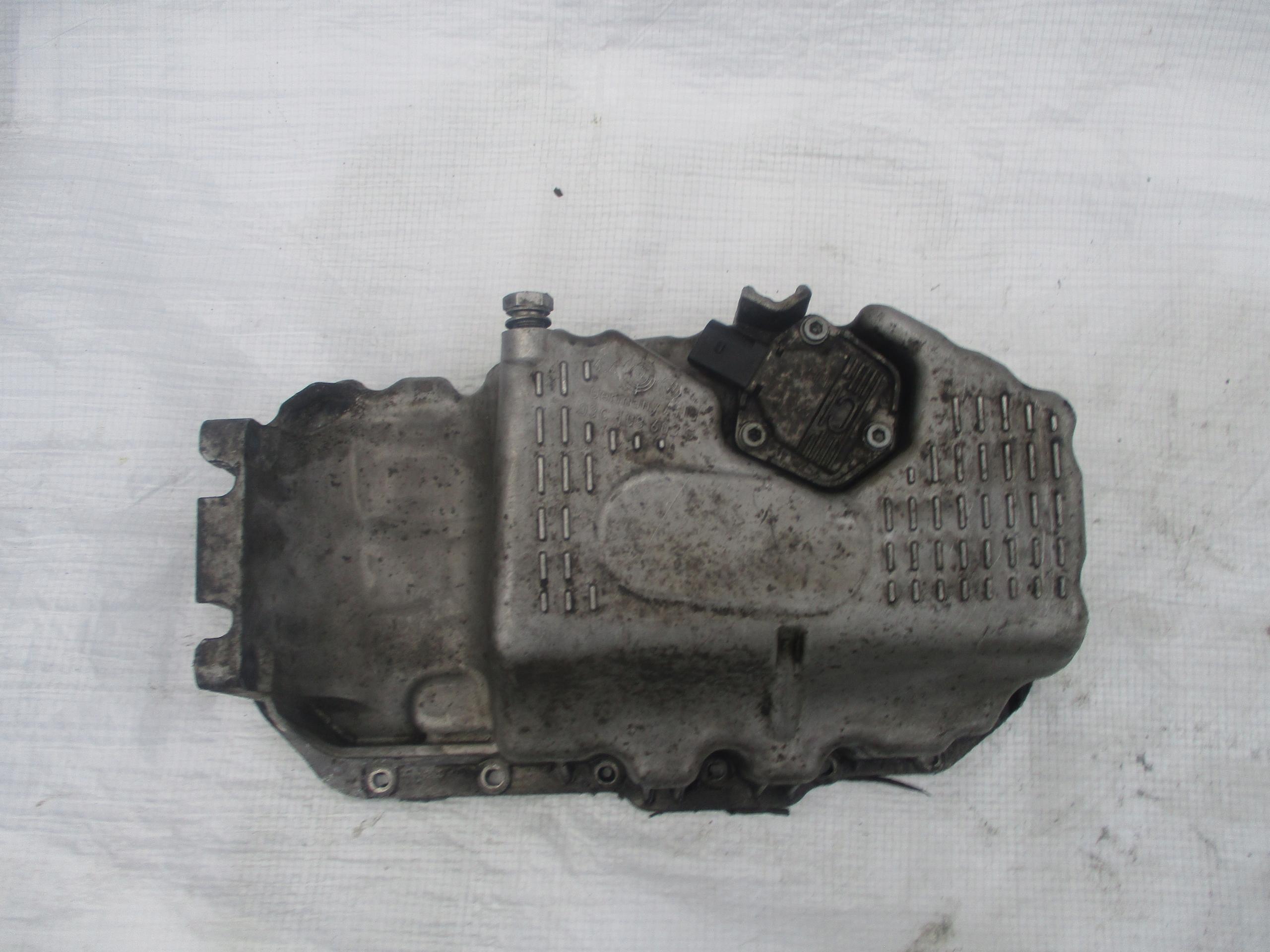 03C103603S - Масляный поддон AUDI A3 VW GOLF V Tour 1.4 1.6 FSI