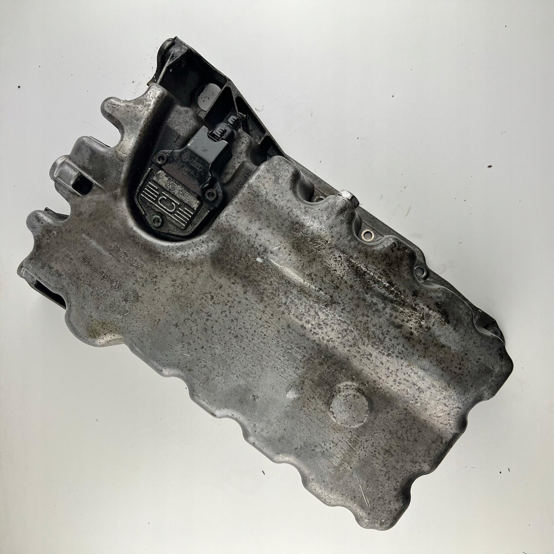 06F103603B 06B907667 - Масляний піддон VW PASSAT GOLF TOURAN A3 A4 tt 2.0 !