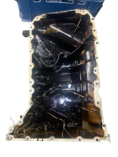 Масляный поддон VW T5 2.5 TDI AXD 070103603